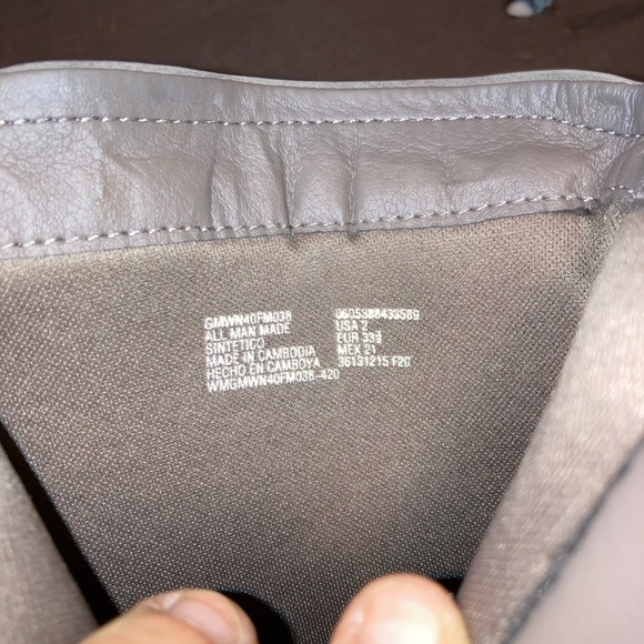 Practically new Gray girls size 2 dress boots - Picture 3 of 3